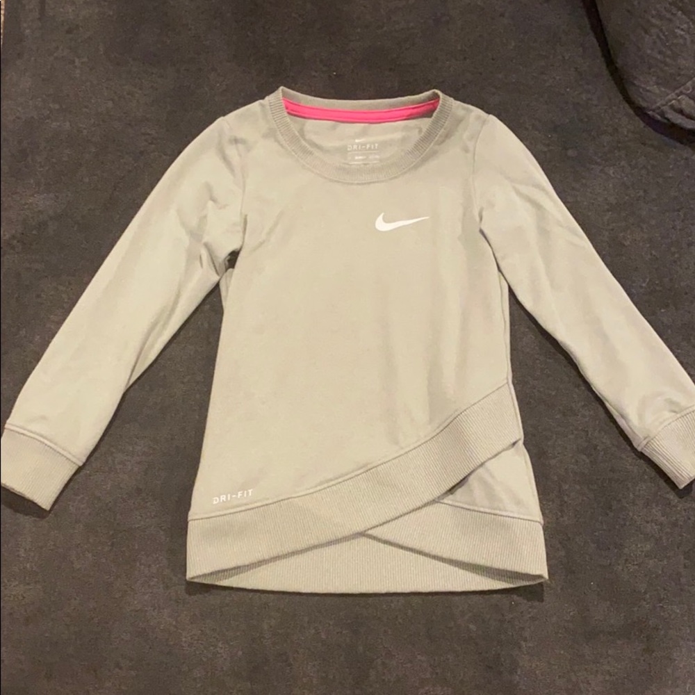 2t Nike sweatshirt